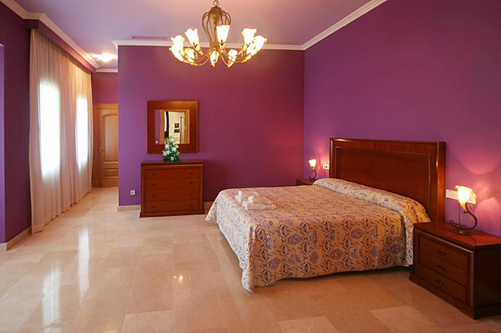 Villa With 4 Bedrooms In Las Lagunas De Mijas, With Wonderful Mountain Eksteriør billede