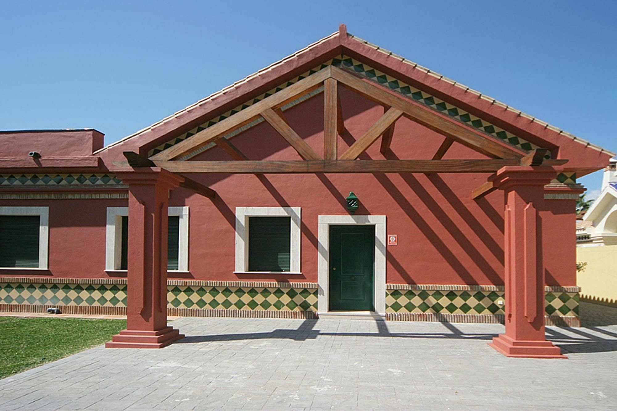 Villa With 4 Bedrooms In Las Lagunas De Mijas, With Wonderful Mountain Eksteriør billede